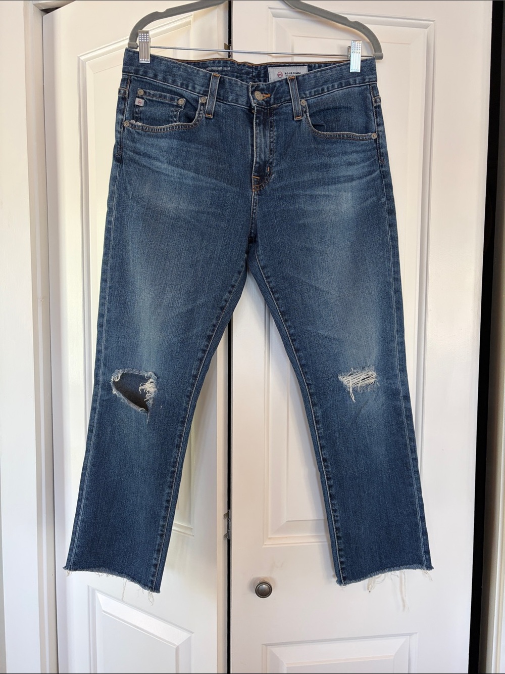 Ag Adriano Goldschmied Medium Blue Distressed Cropped Jeans 29